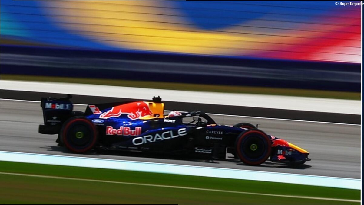 Verstappen lidera los primeros libres en Malasia