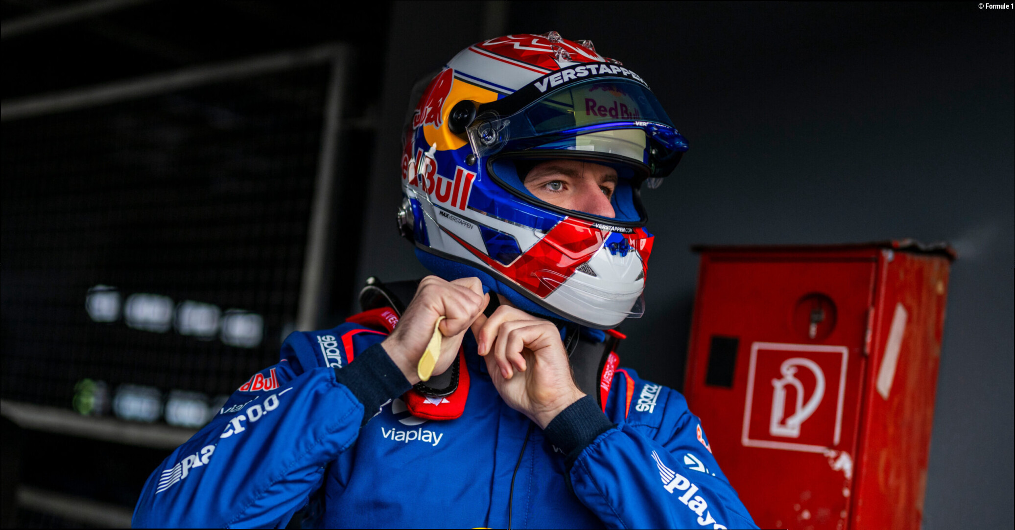 Max Verstappen treft Valentino Rossi tijdens GT3-race in Portugal: 'Toffe gast'