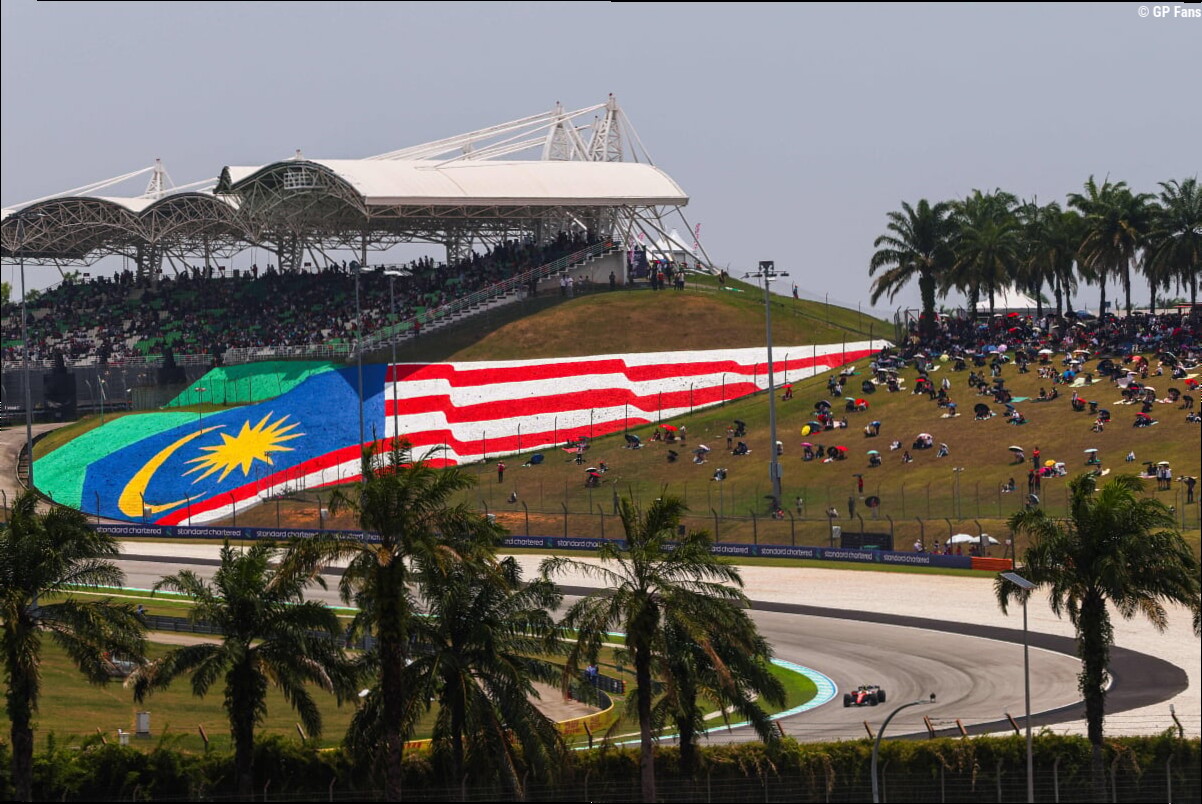'Absolute s***show' in Sepang as F1 fans blast Bahrain Grand Prix organisers