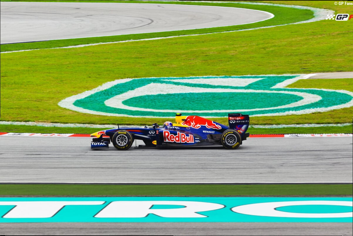 FIA announce Bahrain Grand Prix change after bollard mayhem