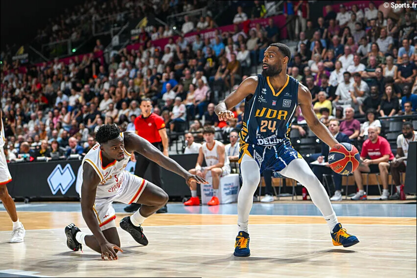 Basket : Dijon rejoint le Roanne de TJ Parker en tête, Beverley toujours à zéro