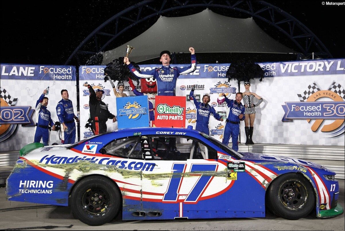 Corey Day prevails in jaw-dropping battle for NASCAR O'Reilly win at Las Vegas