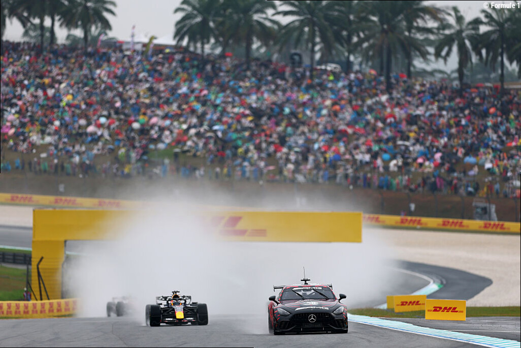 Chaos is Sepang, startprocedure GP Bahrein opgeschort: kunnen F1-auto's van 2026 wel tegen regen?