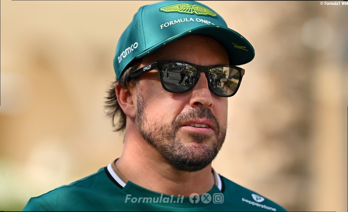 «Hanno fermato la gara solo per aiutare Hamilton»: l'attacco di Alonso