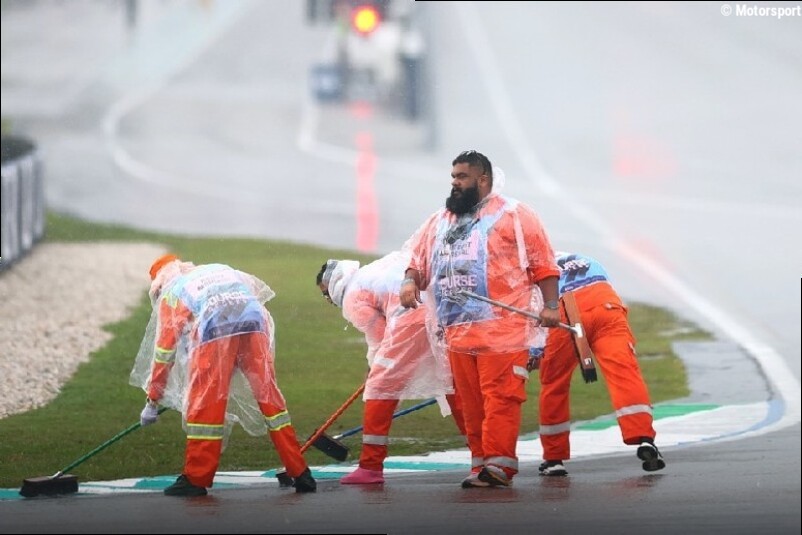 F1-Chaos in Sepang: Dieser Sportwart wird zum heimlichen Star