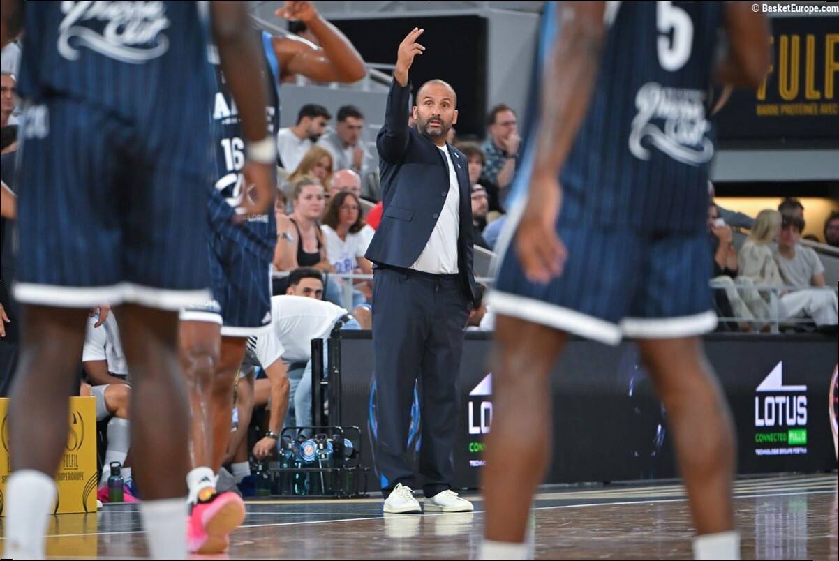 Roanne recrute l'intérieur allemand Filip Stanic pour remplacer Darius Hannah