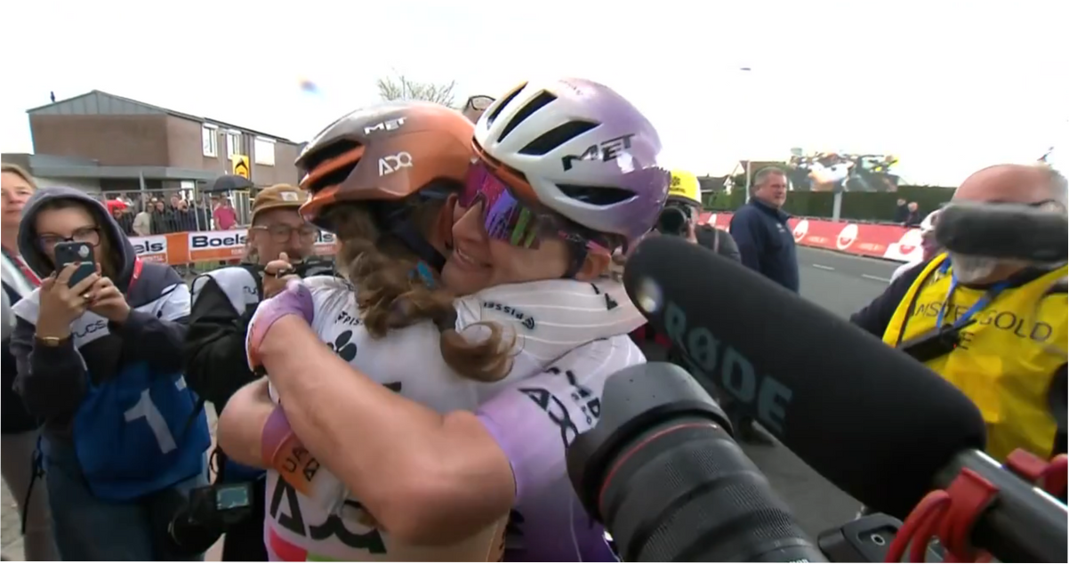 Karlijn Swinkels denied breakaway glory at Tre Valli Varesine, but her teammate made up for it