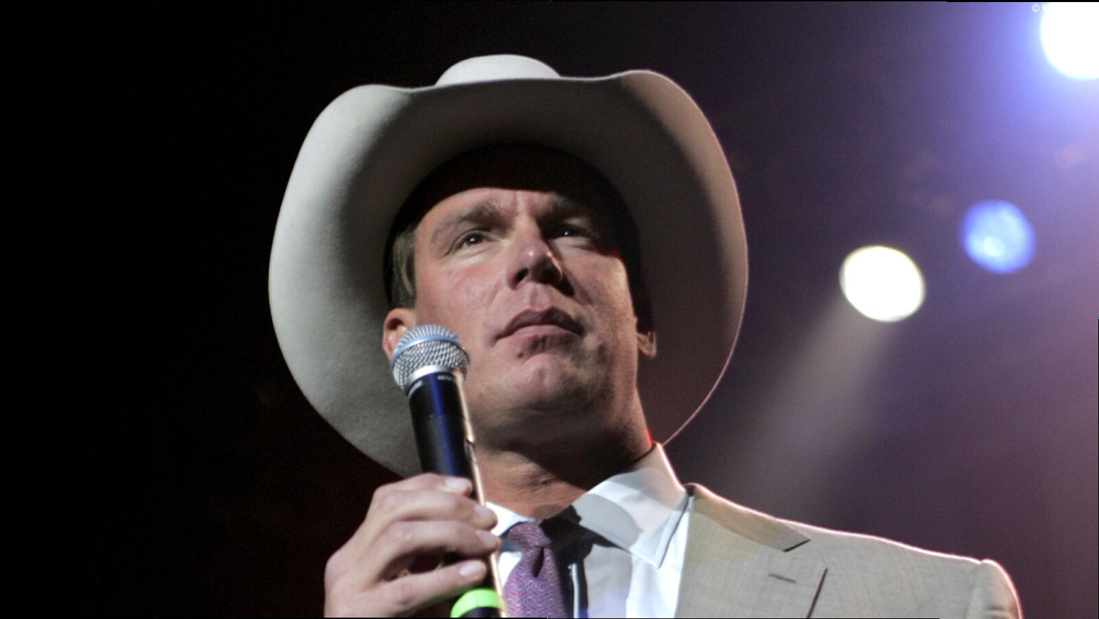HOFer JBL Thinks FKA Aleister Black Is Burning Bridge With WWE