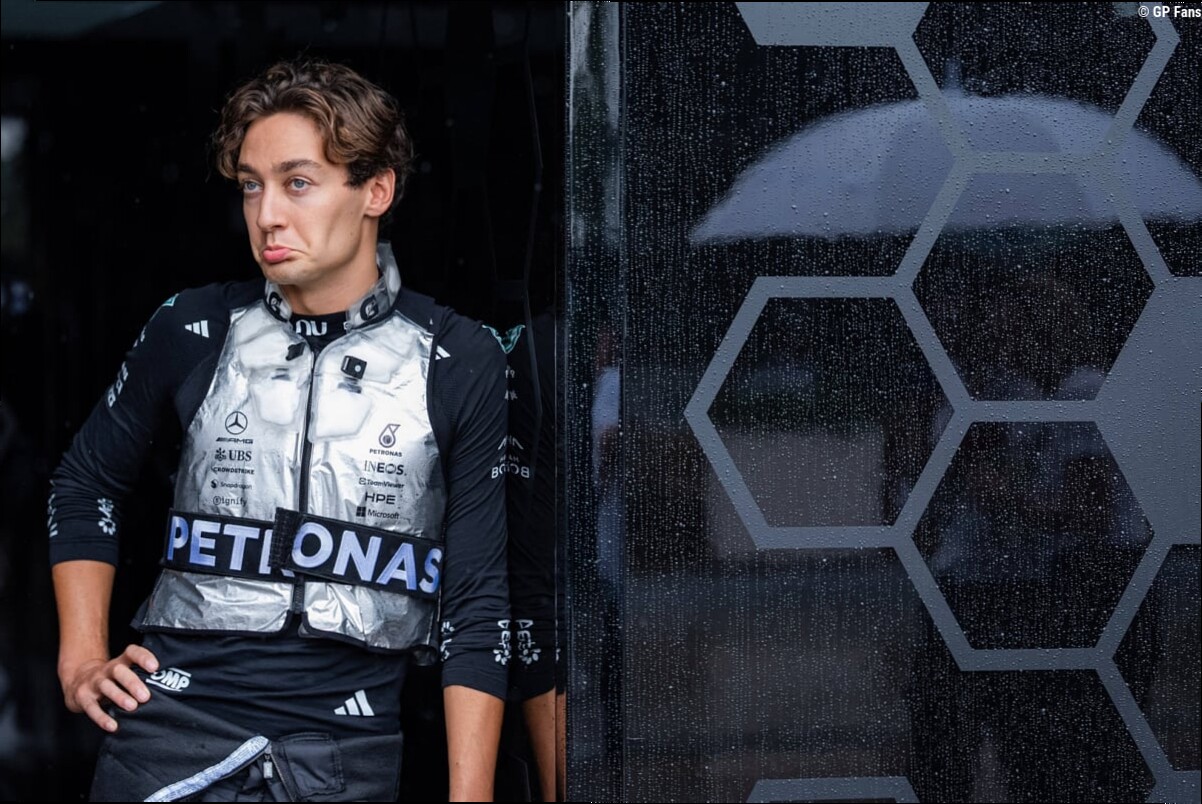 George Russell's ominous radio warning emerges moments before Mercedes failure