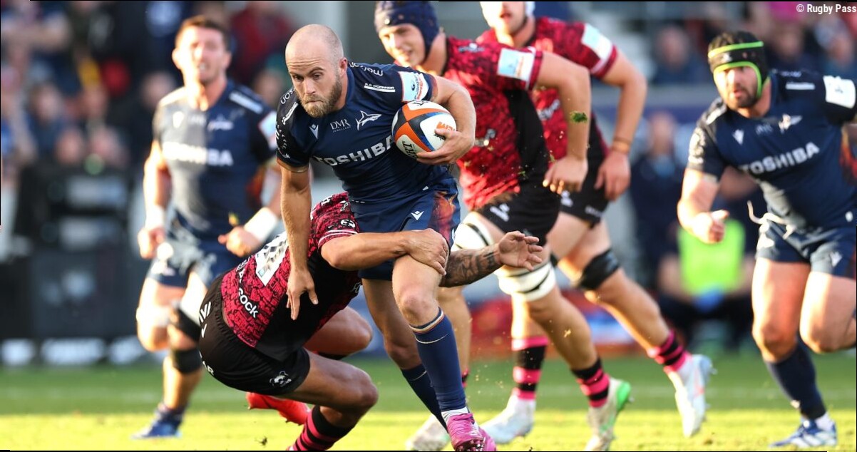 When Sale expect Xavier Roe back after flying home to New Zealand