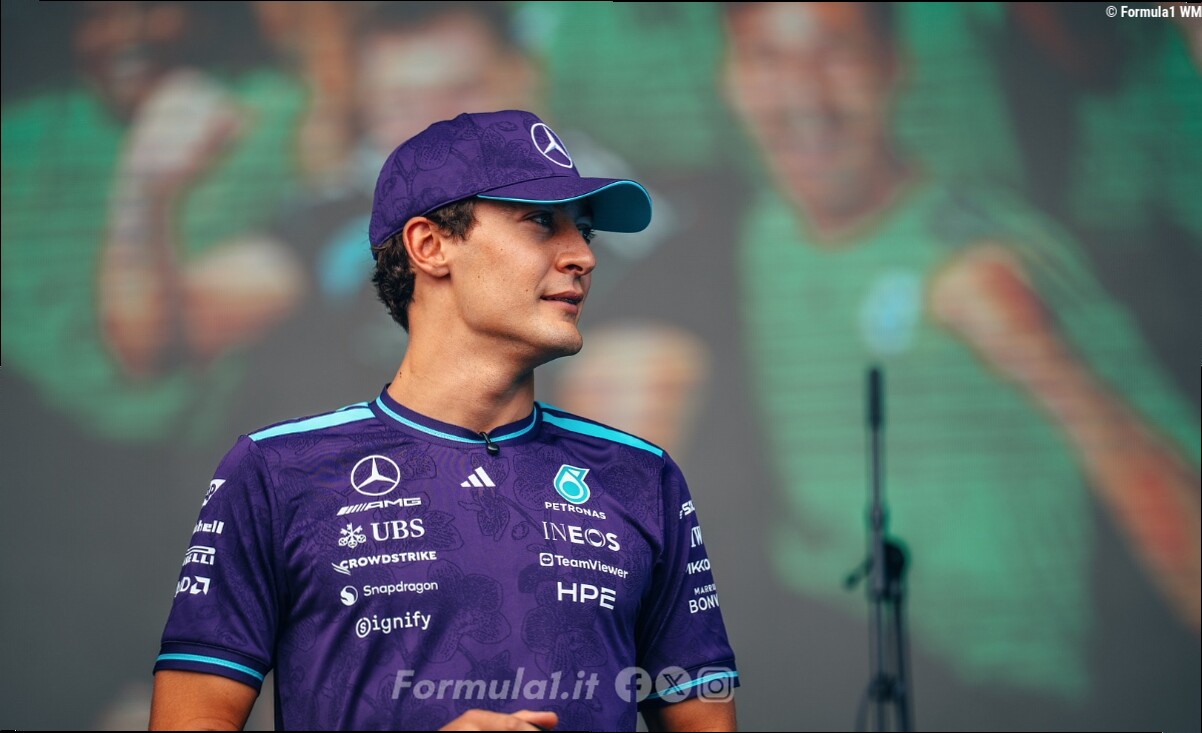 GP Singapore - FP1: Russell segna il miglior tempo, poi Leclerc e Norris