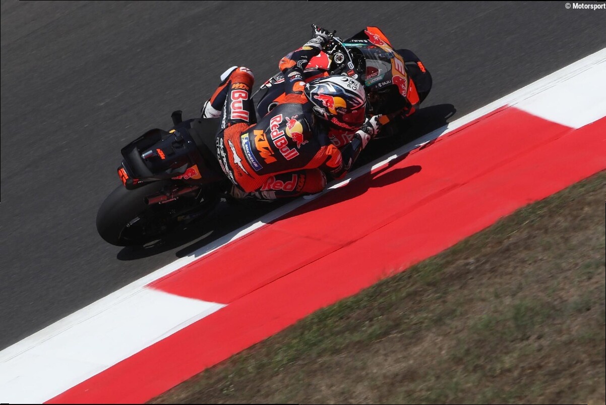 Acosta: "Va a ser un fin de semana de acercarse a Aprilia, más que de intentar ir más rápido"