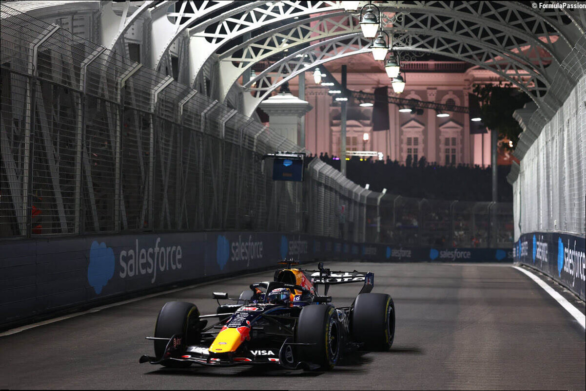 Hamilton 'denuncia' Verstappen: "Mi ha superato con bandiera gialla". Max convocato dai commissari dopo la sessione