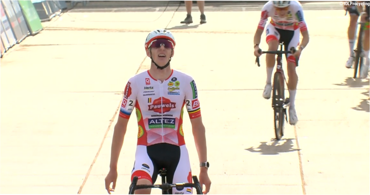 Michael Vanthourenhout wins the opening HG Cyclocross round at Dendermonde as Pauwels Sauzen dominate