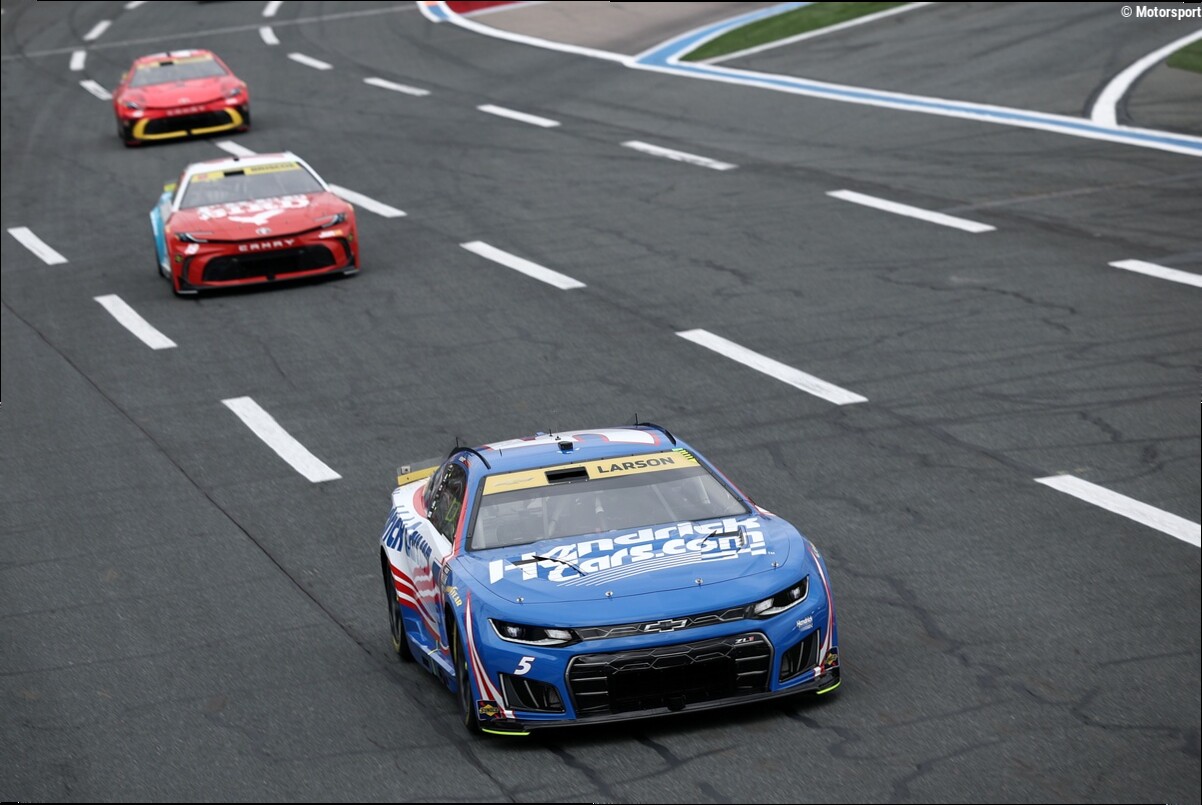 Kyle Larson takes firm command of NASCAR Cup Chase with four to go