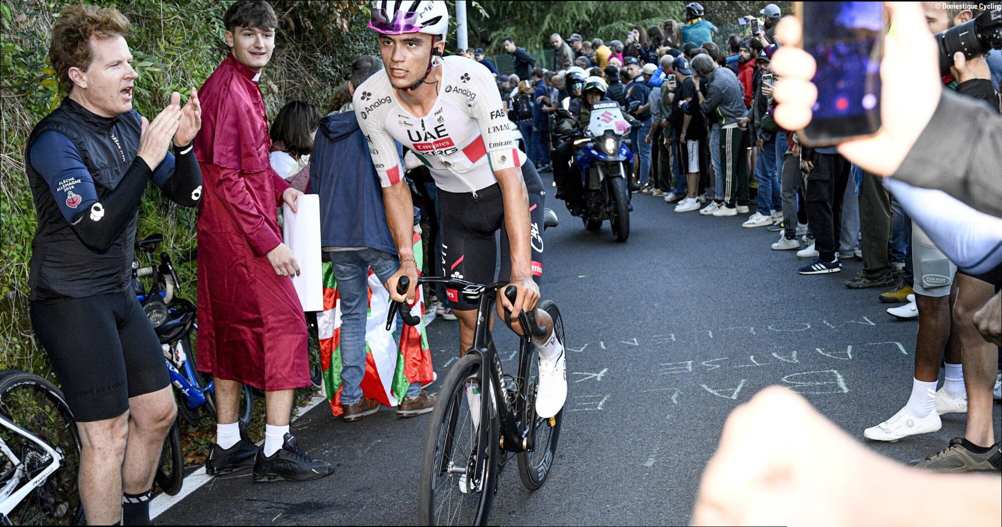 Vincenzo Nibali criticises UAE Team Emirates' preparation of Isaac del Toro for Il Lombardia