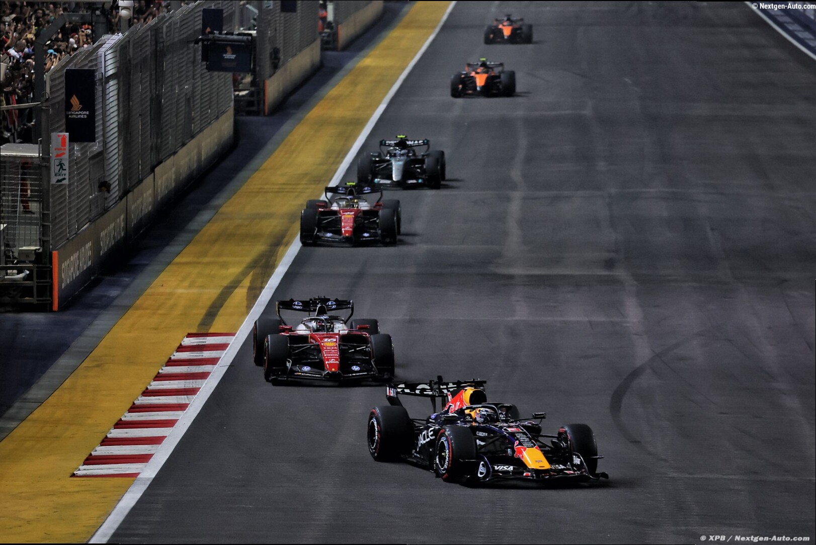Red Bull domine Singapour, mais Mekies prévient : 'tout n'est pas encore réglé'