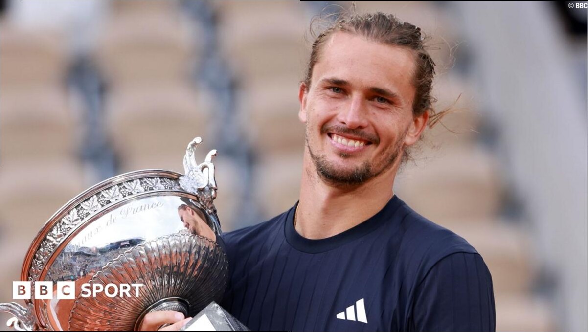 Zverev secures number one ranking as Alcaraz loses