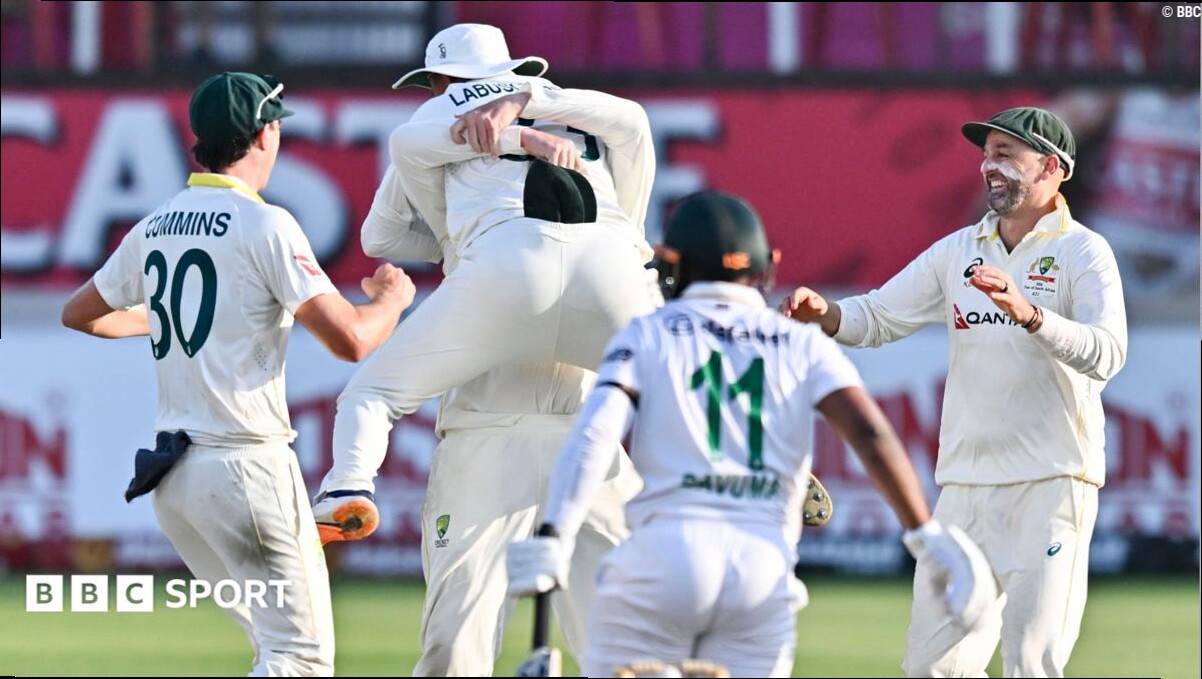 Renshaw delivers again as Australia close on win