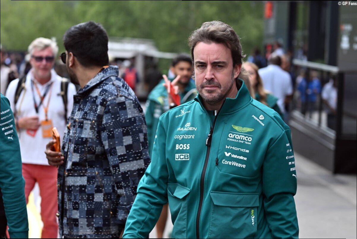 Red Bull plot to sign Fernando Alonso revealed as Laurent Mekies issues statement - F1 News Today