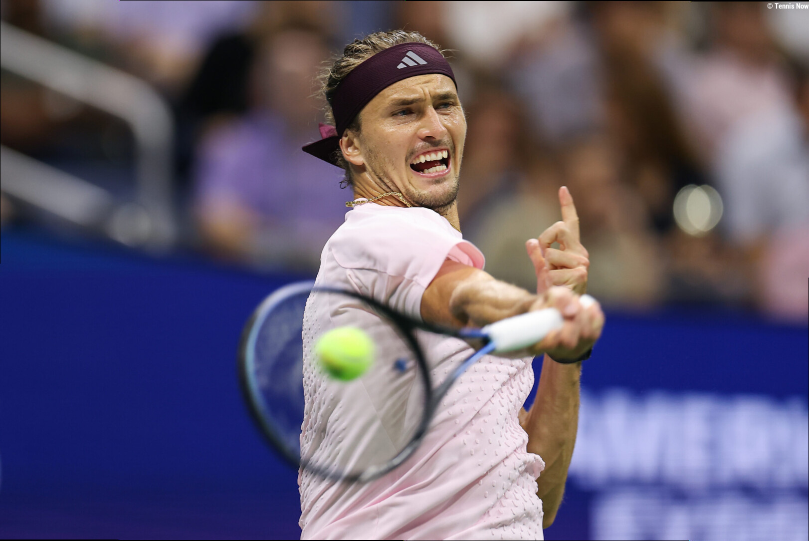 Zverev Defeats de Minaur for 11th Semifinal of Season in Shanghai