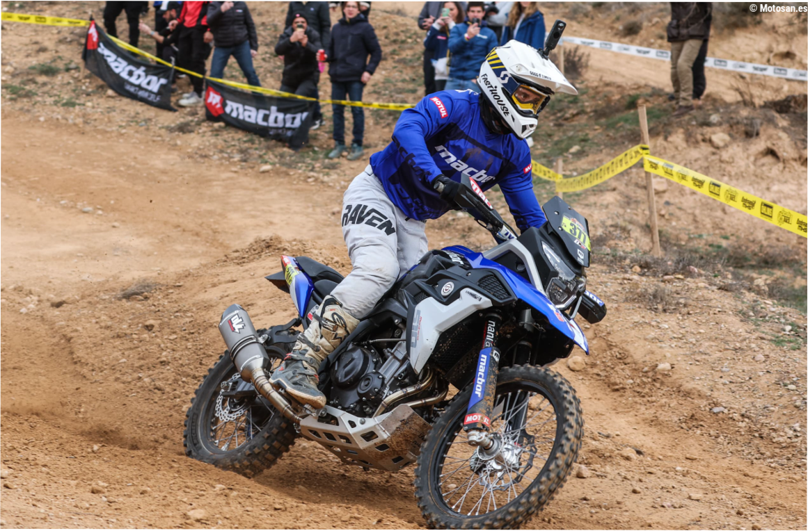 Una marca española prepara su debut en el Dakar 2027 junto a Gerard Farrés