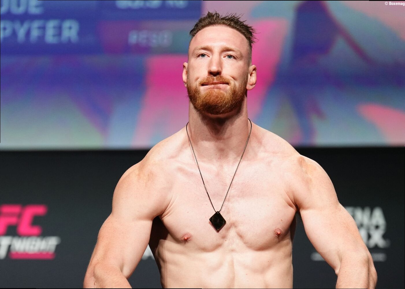 Bo Nickal contre Joe Pyfer déplacé à l'UFC Cleveland en 2027