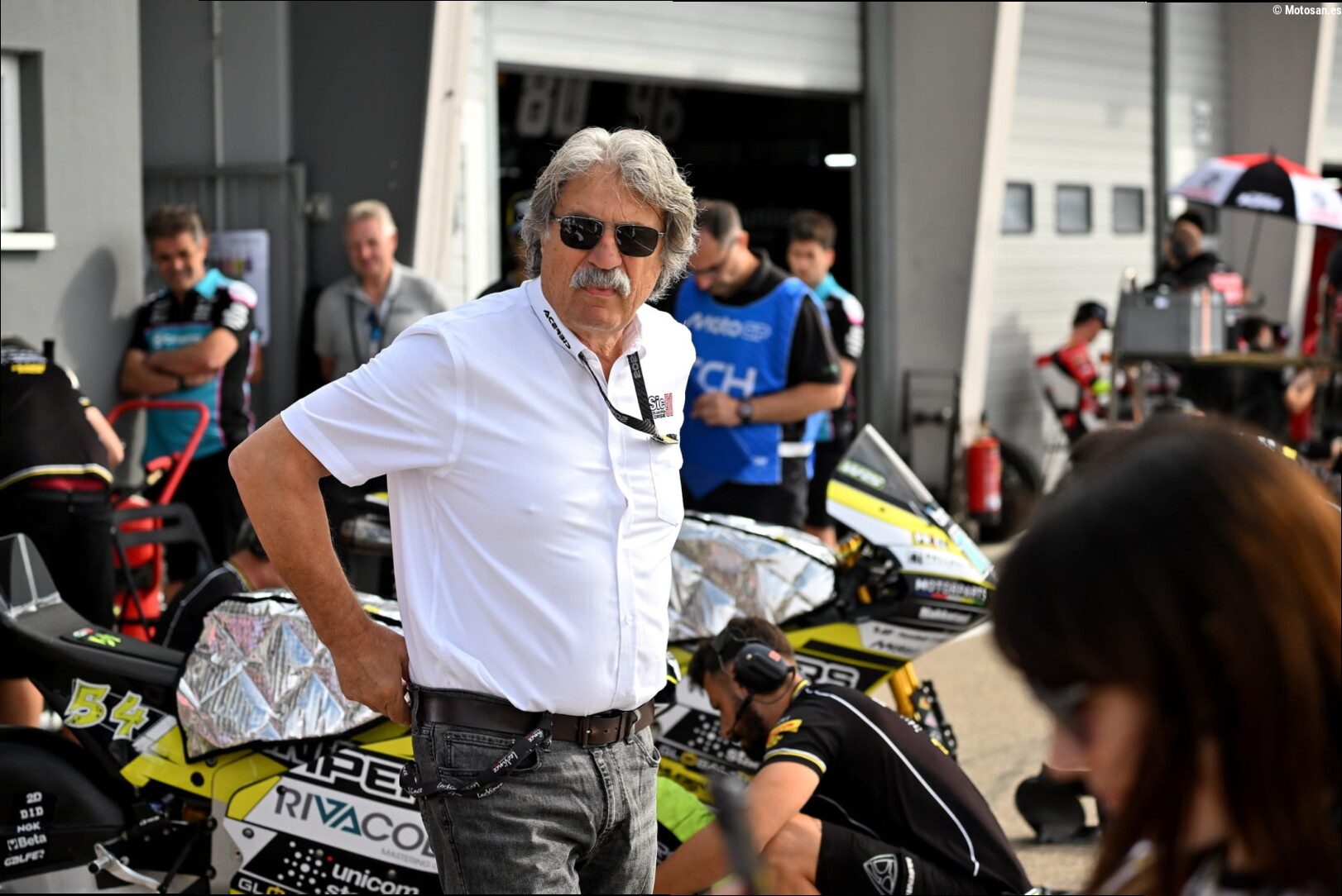 Simoncelli: «Quien de verdad ama las carreras, ama a Rossi igual que ahora ama a Márquez»