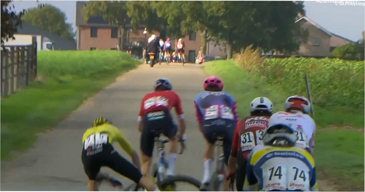 🎥 Huising crashes hard at Eneco Tour, but person responsible may get off with a lenient punishment
