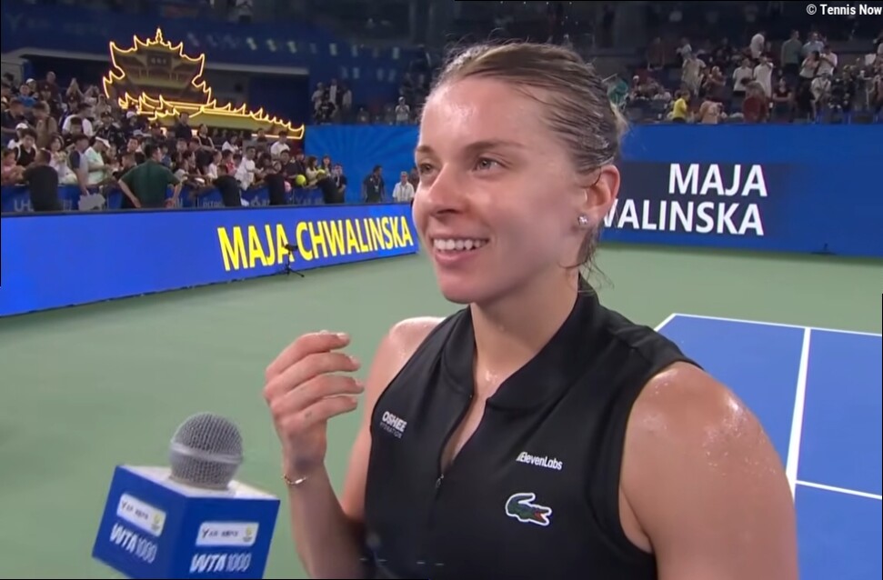 Pole Vault:  Chwalinska Stuns Swiatek for Maiden WTA 1000 Final in Wuhan