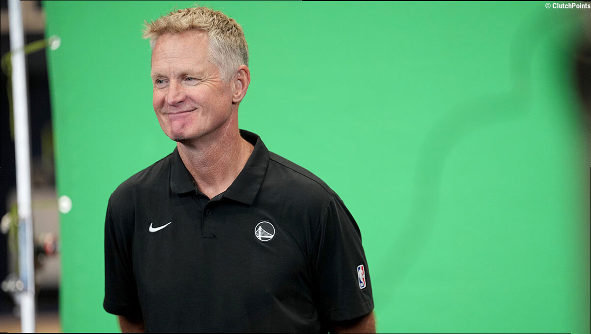 Even Warriors HC Steve Kerr was shocked to see how much this fan looks like him