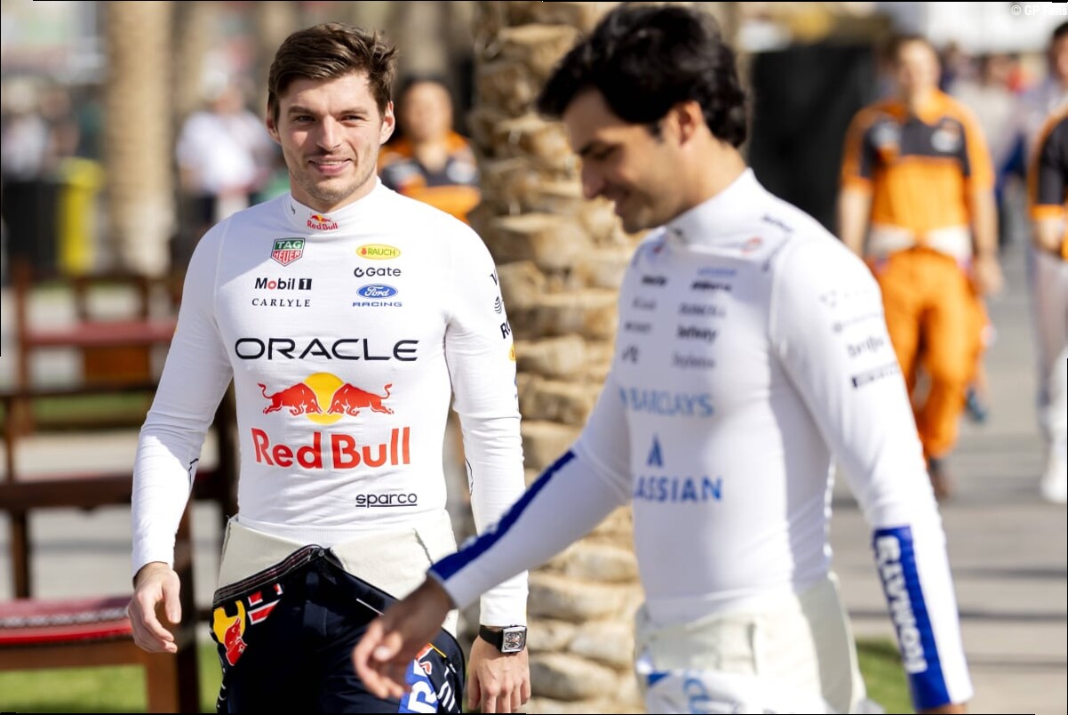 Sainz reageert op onthulling Horner over gesprekken met Red Bull Racing