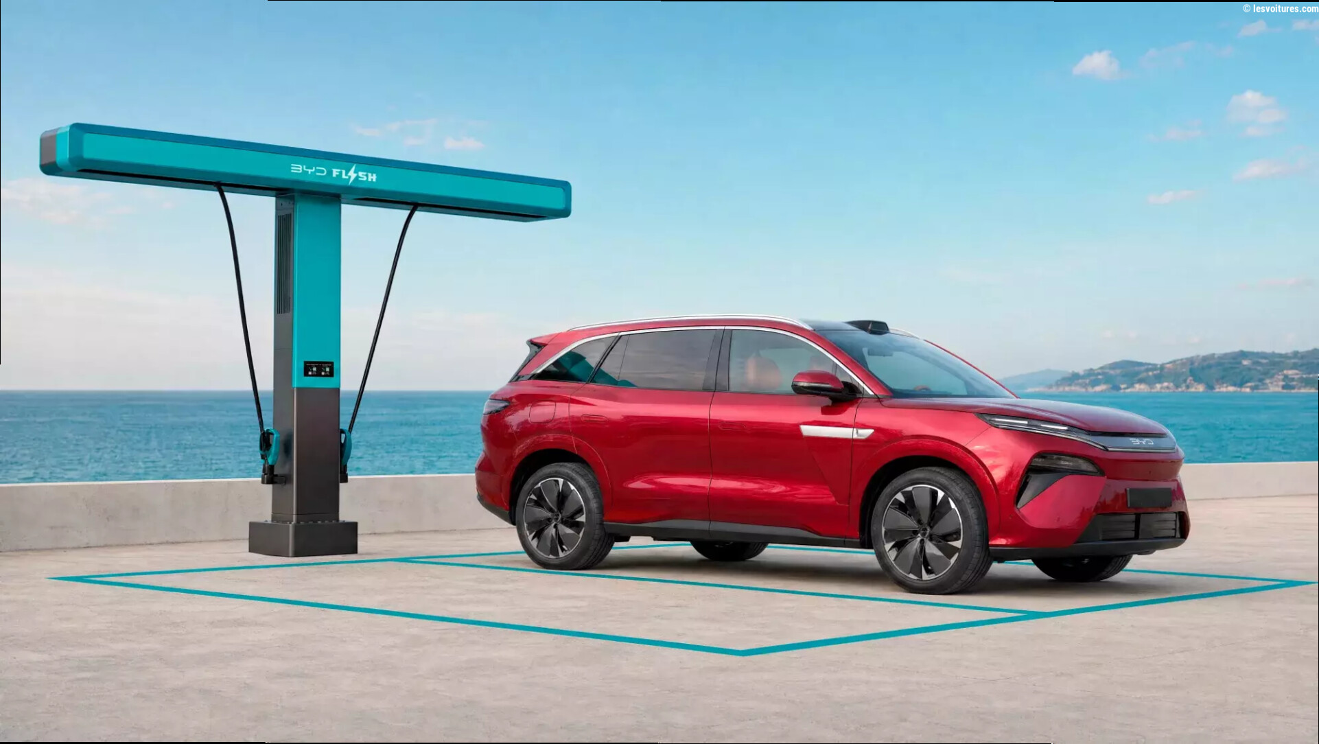 BYD Atto 8 : SUV 100 % électrique 7 place de 775 ch