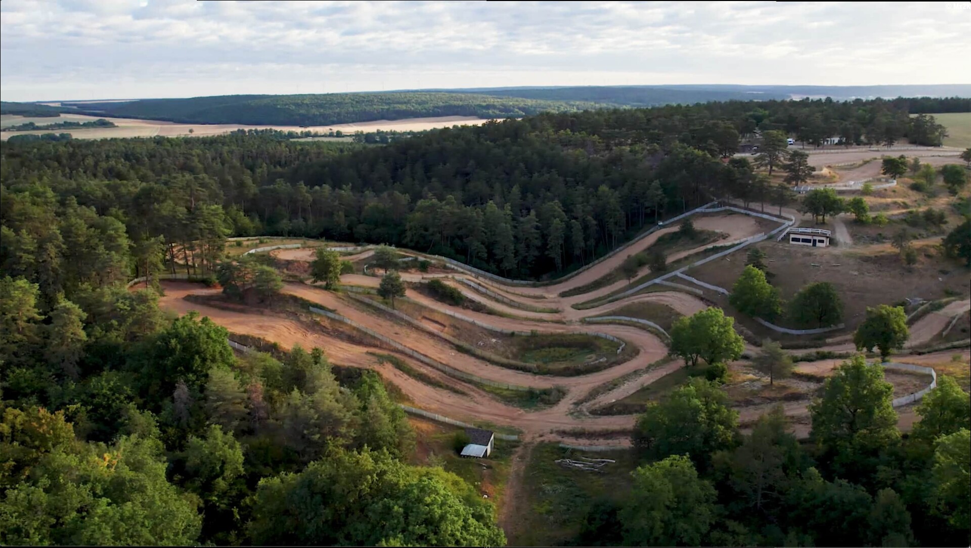 MX2K Days 2026 : Motocross Addict monte vos pneus