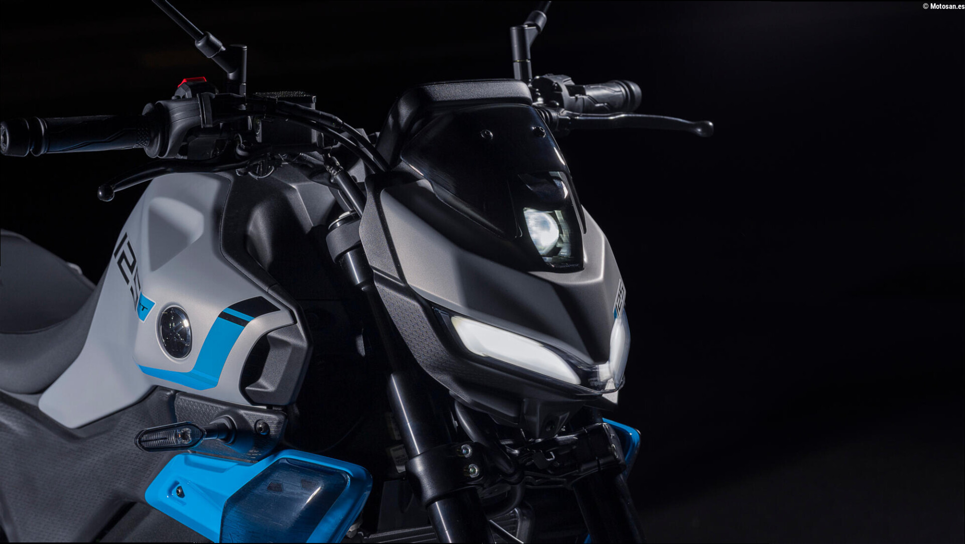 Nueva Yamaha MT-125 2027: más agresiva por fuera y más conectada que nunca