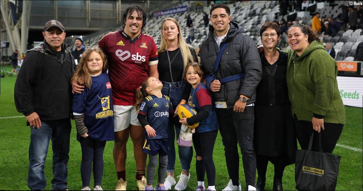 All Blacks star's brother joins him at club in surprise move