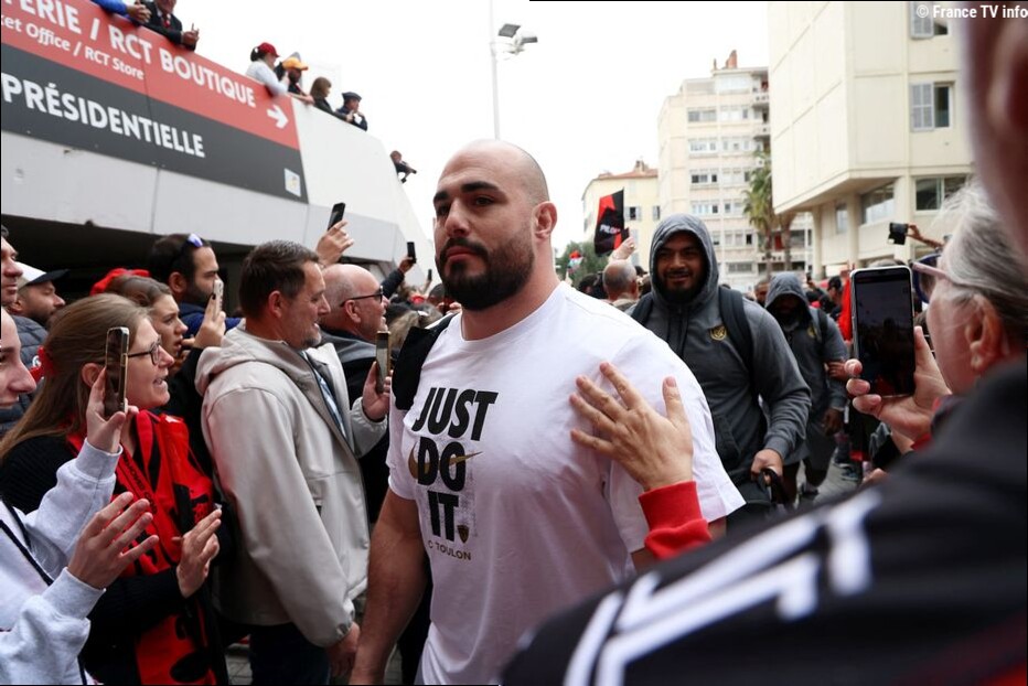 "Rien n'est acquis" : pourquoi le joueur du RC Toulon Jean-Baptiste Gros reste un pilier du XV de France