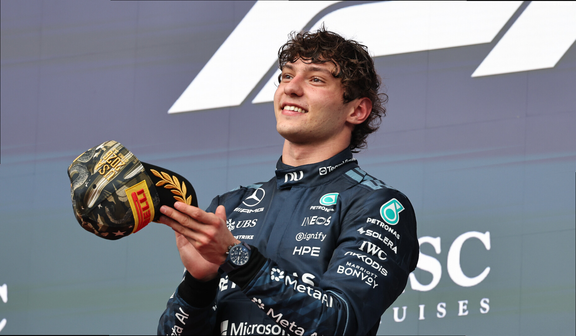 Internationale media kronen 'koning' Kimi Antonelli alvast to kampioen: 'GP Mexico is een formaliteit'