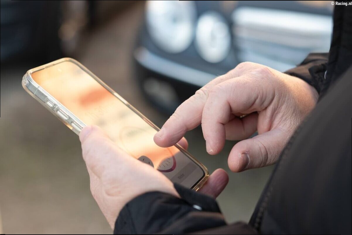 Parkeerapps blijken automobilisten tot 40 procent extra te kosten