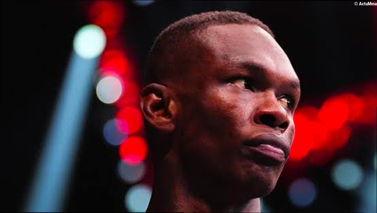 Israel Adesanya annonce avoir signé pour son prochain combat à l'UFC et prévient déjà son adversaire