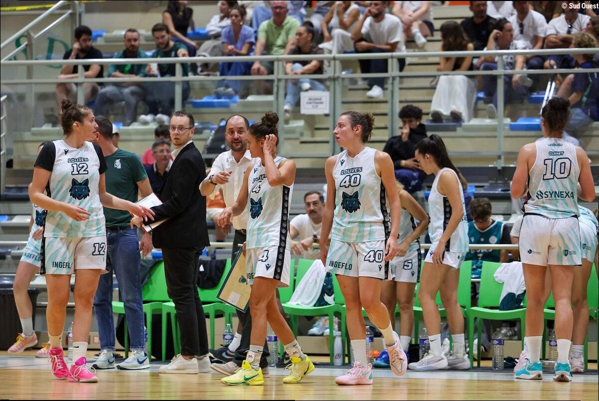 Basket-ball (N1 F) : les Louves de Saint-Delphin en confiance à l'épreuve de Limoges